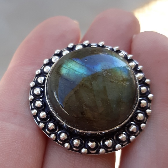 New Labradorite 925 Silver Ring. - Picture 7 of 8